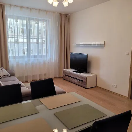 Apartment Svahova Карловы Вары Экстерьер фото